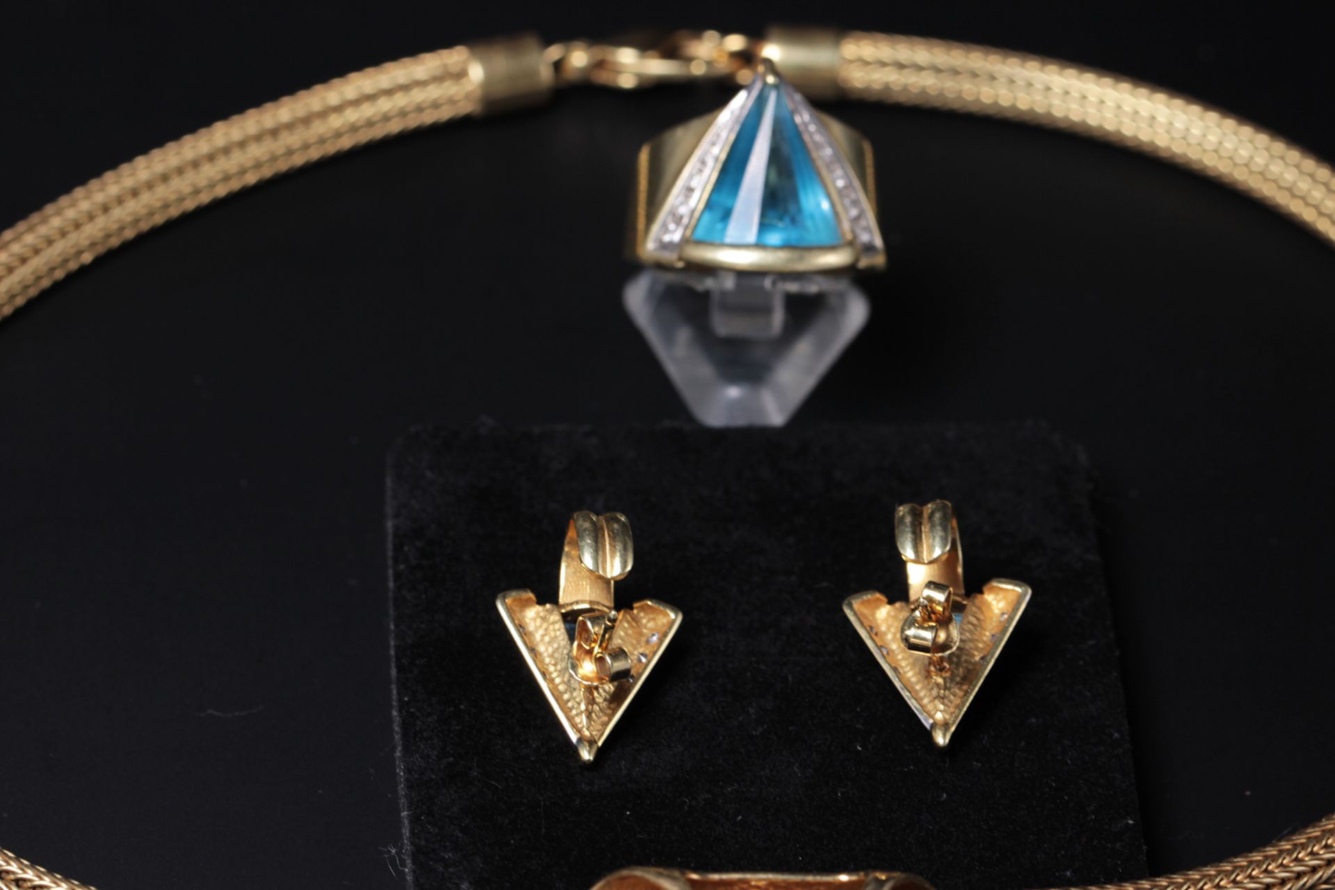 14K Yellow Gold SET: Necklace, Pendant, Earrings, Ring with Blue Topas + Diamonds - Image 5 of 5