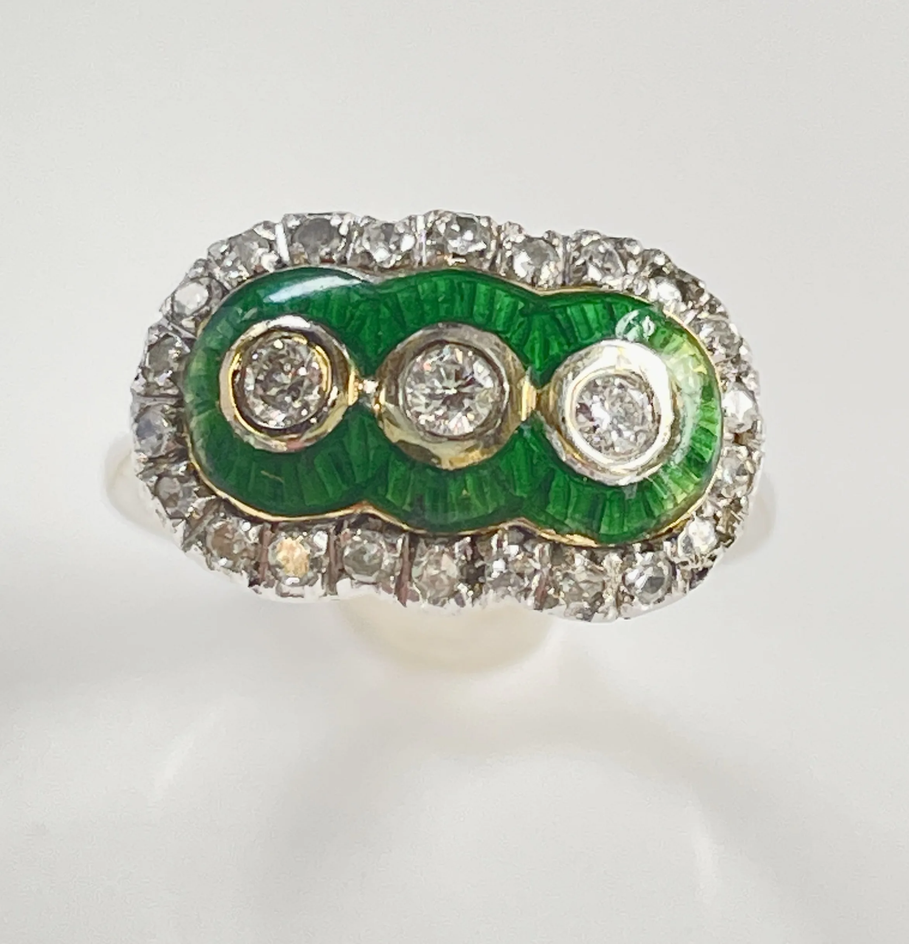 Antiker Art Deco Ring 750 Gold Diamanten Emaille