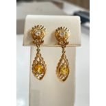Earrings 14K with yellow sapphire and diamonds