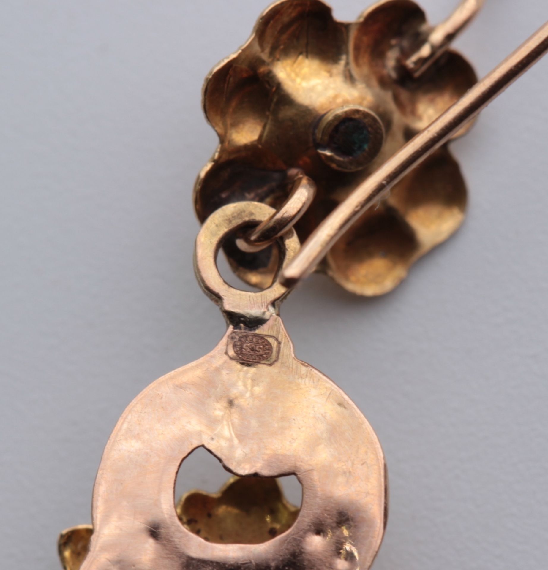 Antike Ohrringe mit Rubin und Pampeln. 585 Gelbgold - Bild 4 aus 4