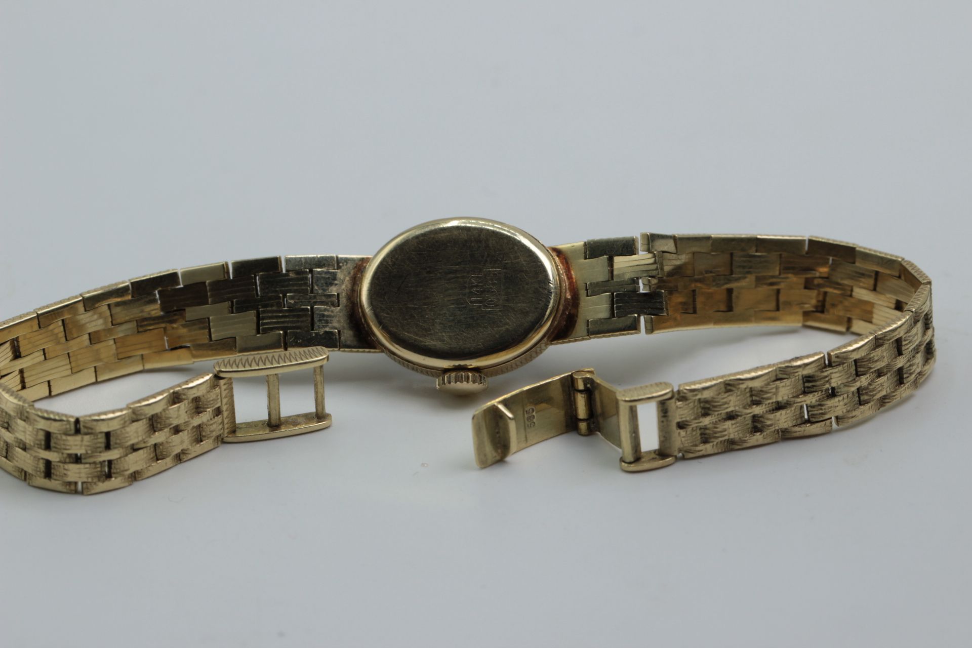 Lady's Wrist Watch 14K Yellow Gold Vintage 1950's - Image 3 of 3