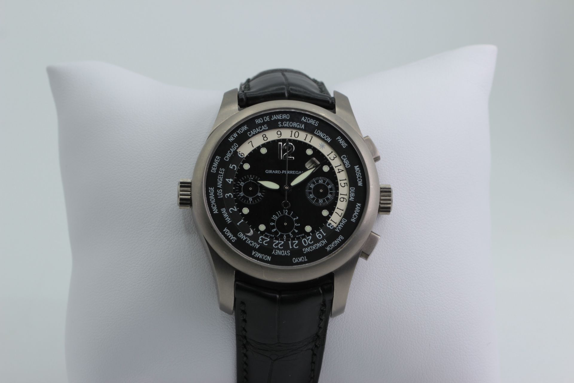 Girard Perregaux WWTC No. 229 Chronograph Titan Herren Armbanduhr