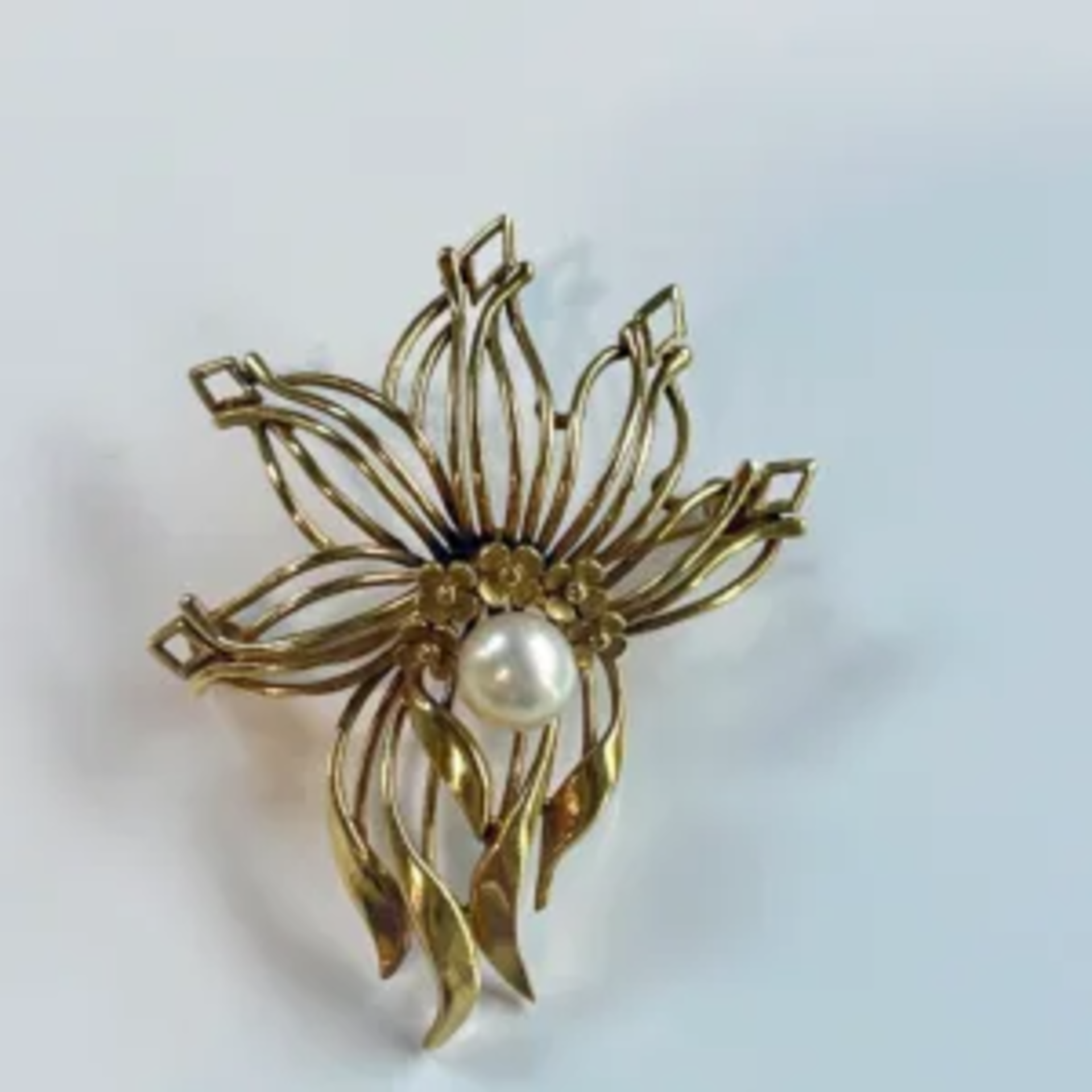 Abstract Vintage Brooch with Pearl 18K Yellow Gold