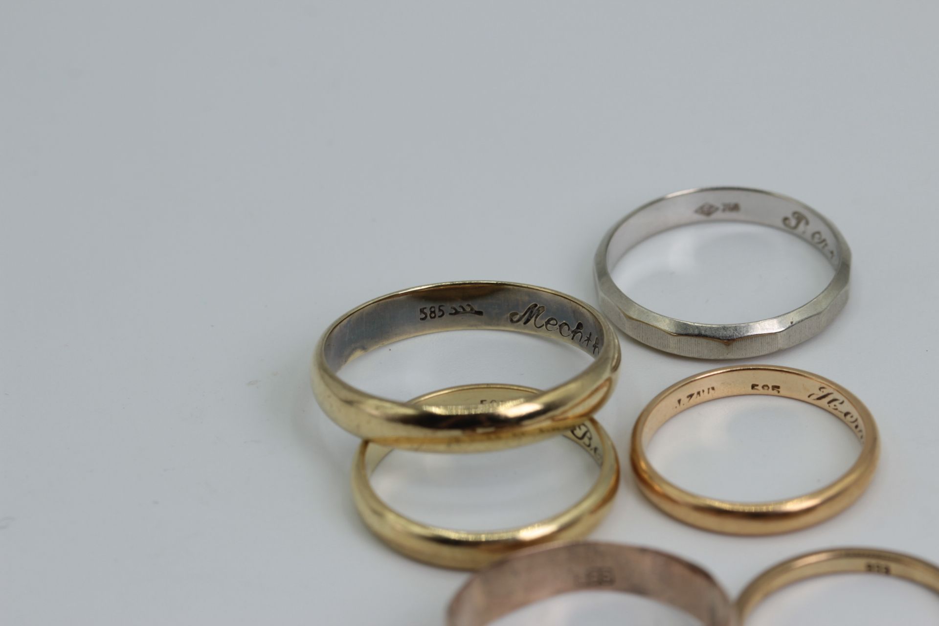 A Lot of 6x Gold Ring 8K 14K 18K Gold Yellow Gold Gold Scrap - Image 2 of 5