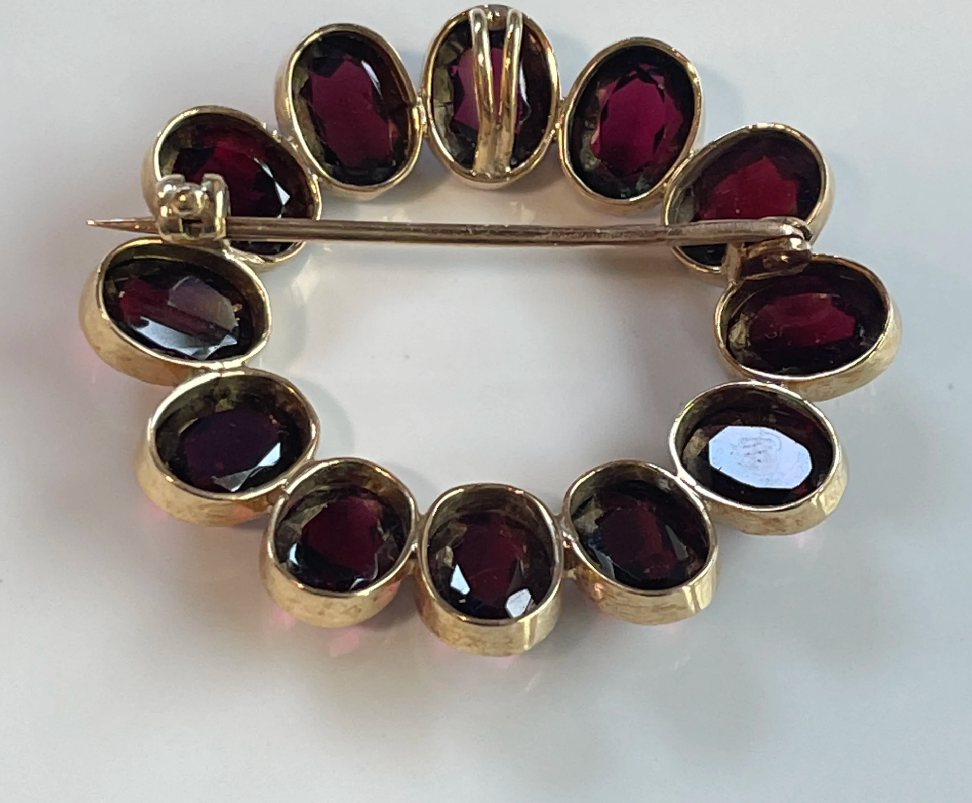 Big Garnet Brooch / Pendant 14K Yellow Gold - Image 2 of 3