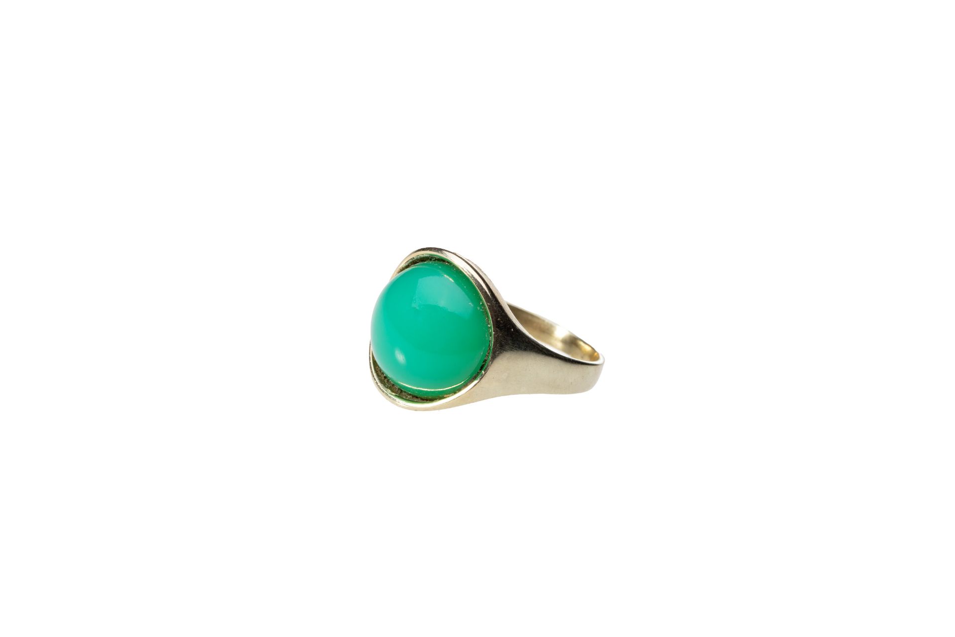 GOLD RING WITH SYNTHETIC EMERALD | Central Europe (Central European / Central Europe)