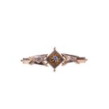 GOLD BIEDERMEIER BROOCH WITH DIAMOND | (European - 2nd half of the 19th century)