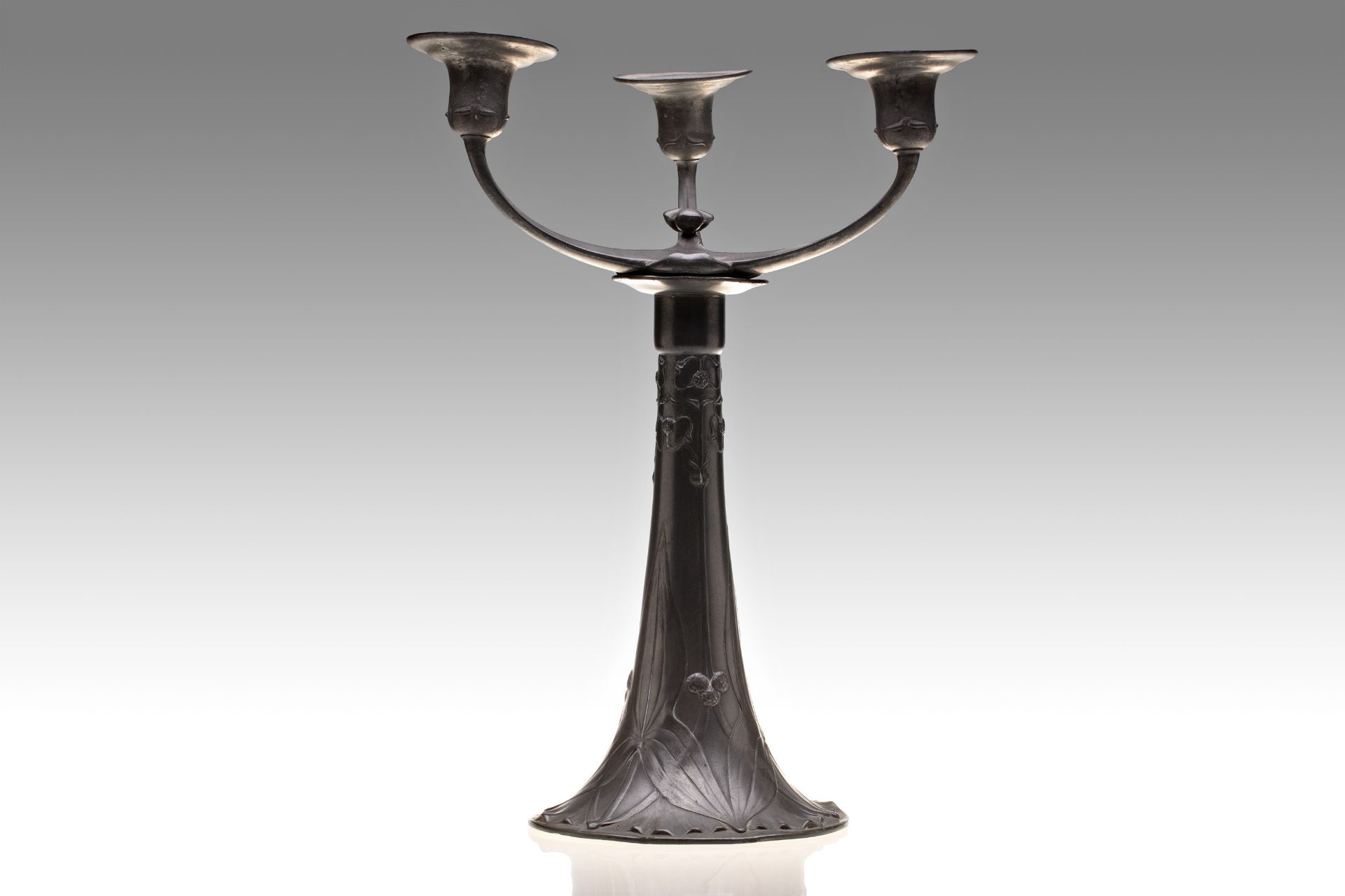 THREE-ARMED ART NOUVEAU CANDLESTICK | J. P. Kayser & Sohn (German / Germany - around 1900)