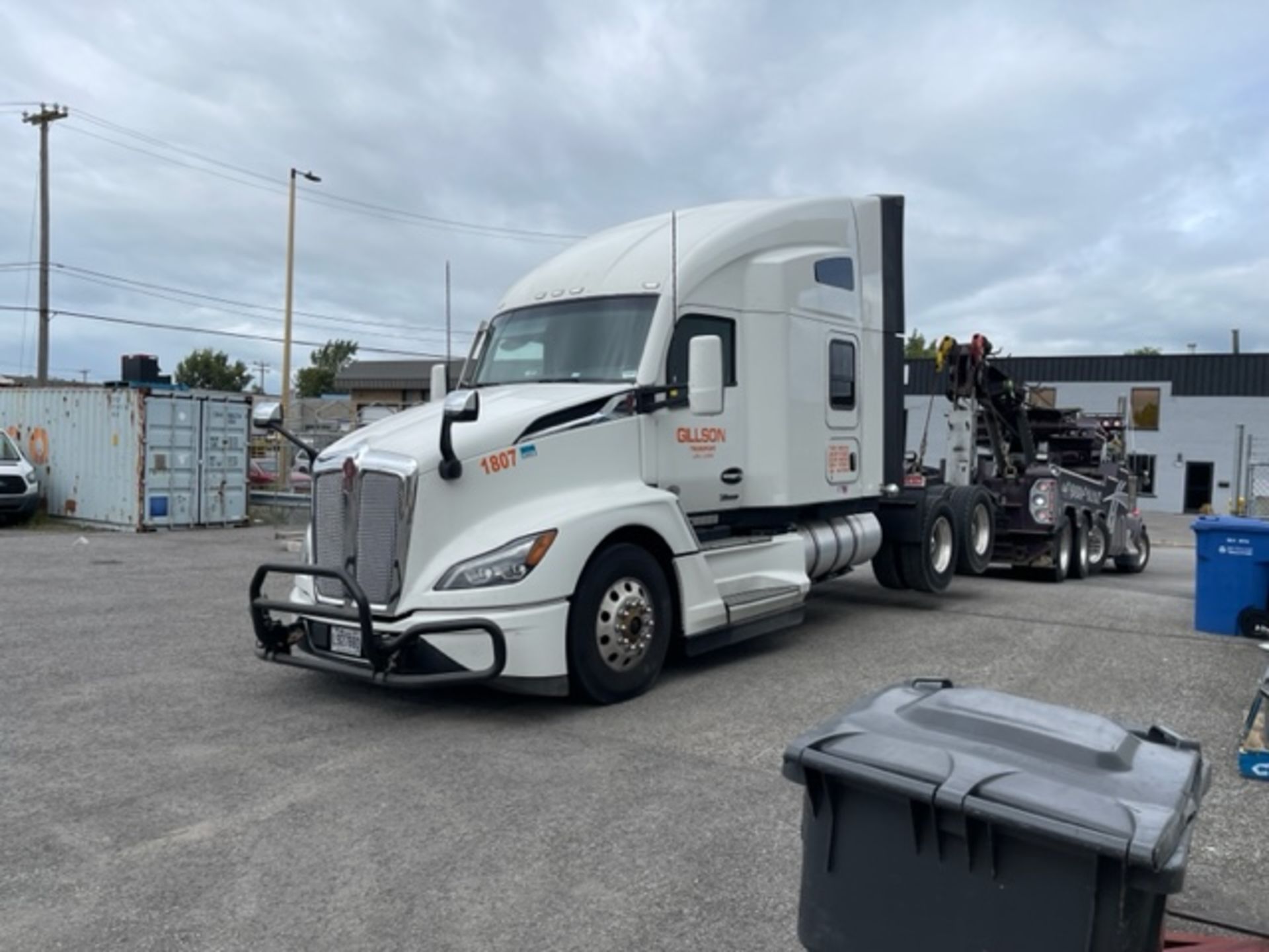 2022 KENWORTH T680, w/ 76'' Sleeper, SN: 1XKYDP9X0NJ979699