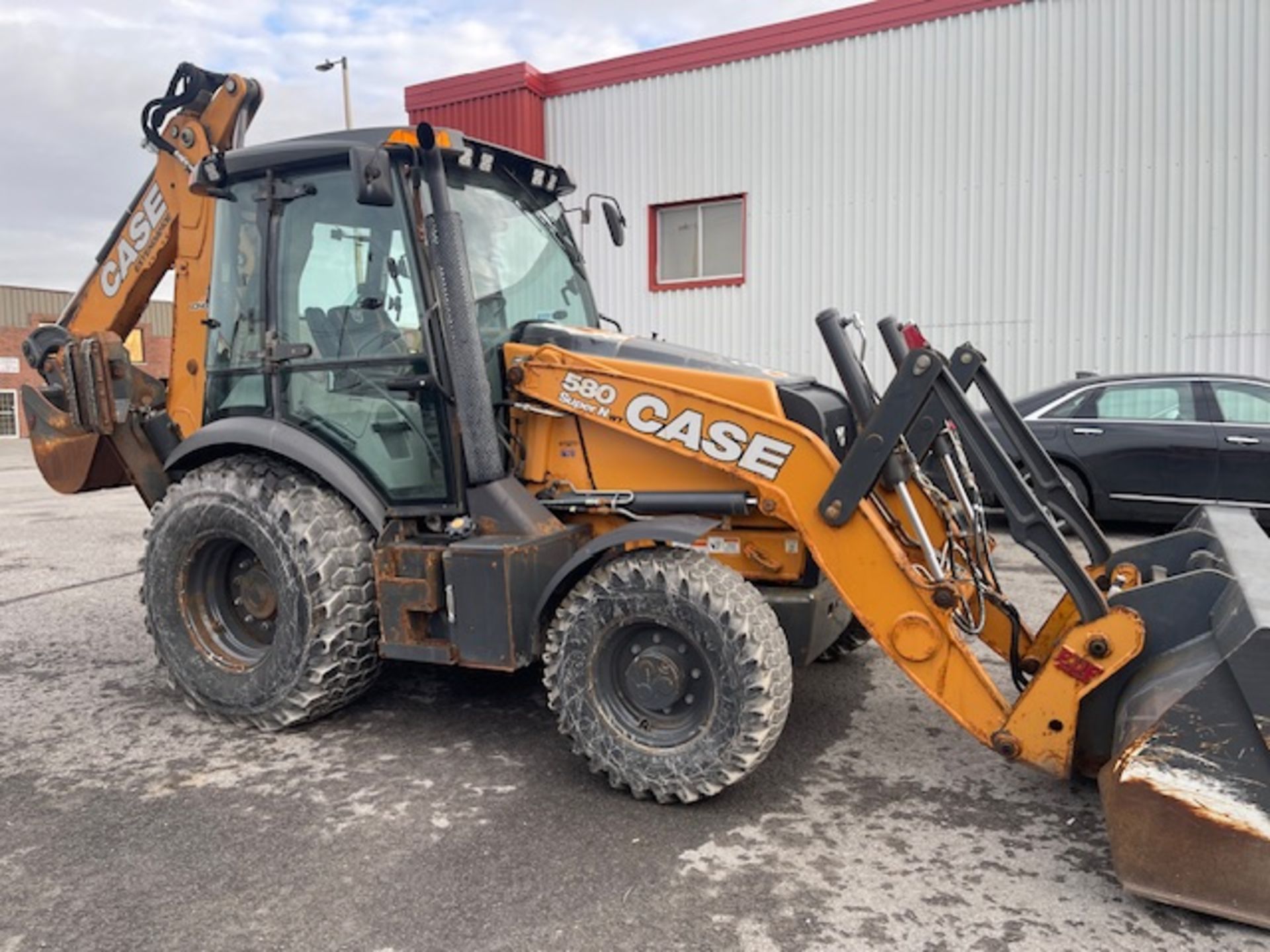 2019 CASE BACKHOE LOADER 580SNWT S/N: JJGN58WTKKC764028 - Image 2 of 10