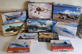 Ten American aircraft model kits; F-4C Phantom II, #FB4009 Bronco Curtiss Hawk 81-A2, Tamiya P-47M