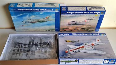 A Boxed 02230 1/32 Scale Mikoyan-Gurevich MiG-3 Aircraft Kit; a 02804 1/48 scale Mikoyan-Gurevich