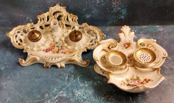 A French Rococo porcelain standish, decorated with colourful flowers, picked out in gilt, 17cm wide,