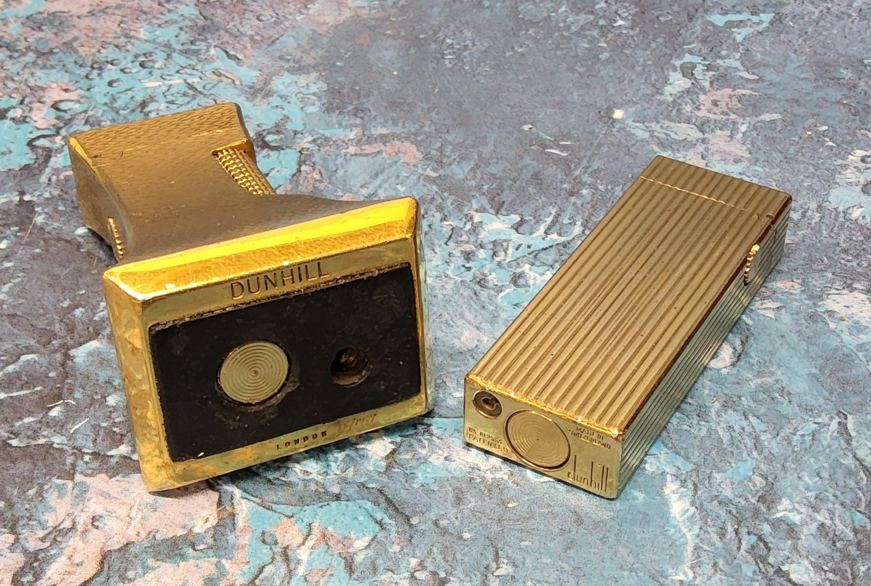 A Dunhill Deluxe gold plated table/desk lighter, signed Dunhill; a Dunhill gold plated lighter - Image 2 of 2