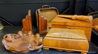 A pair of 'Art Deco' oak bookends, 18cm high;  an oak crumb scoop;  a mahogany rectangular box;  a