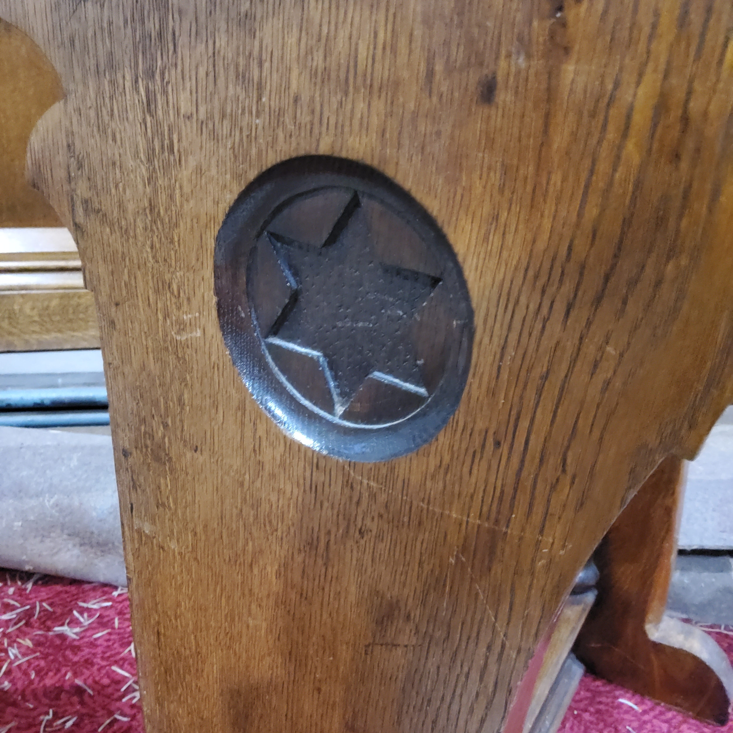 An early 20th century oak lectern c.1900  Important Information Regarding Collection - Please - Image 2 of 3