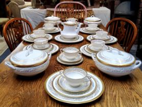 A comprehensive Coalport Viceroy pattern bone china service including dinner plates, teapot, four