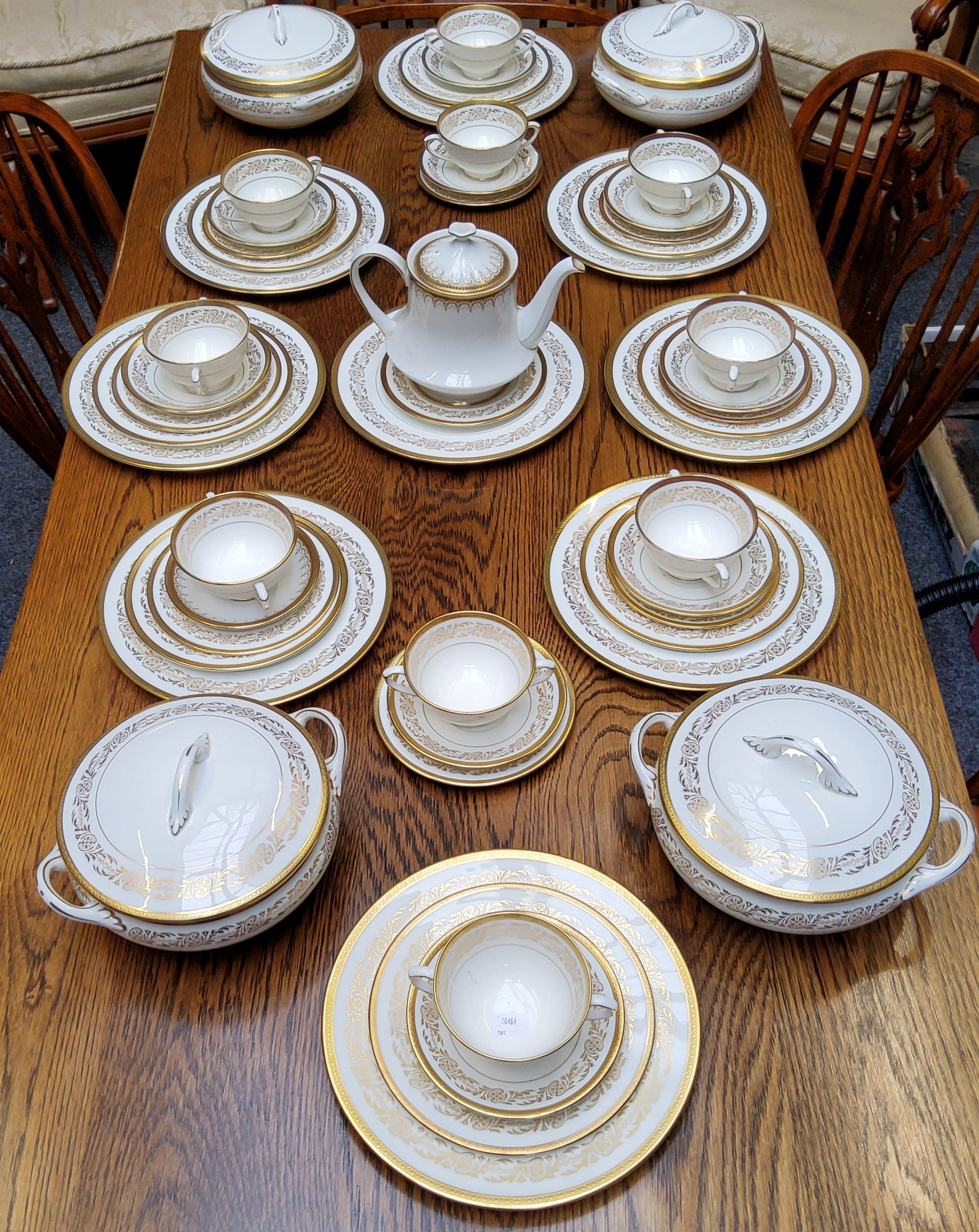 A comprehensive Coalport Viceroy pattern bone china service including dinner plates, teapot, four - Image 3 of 3