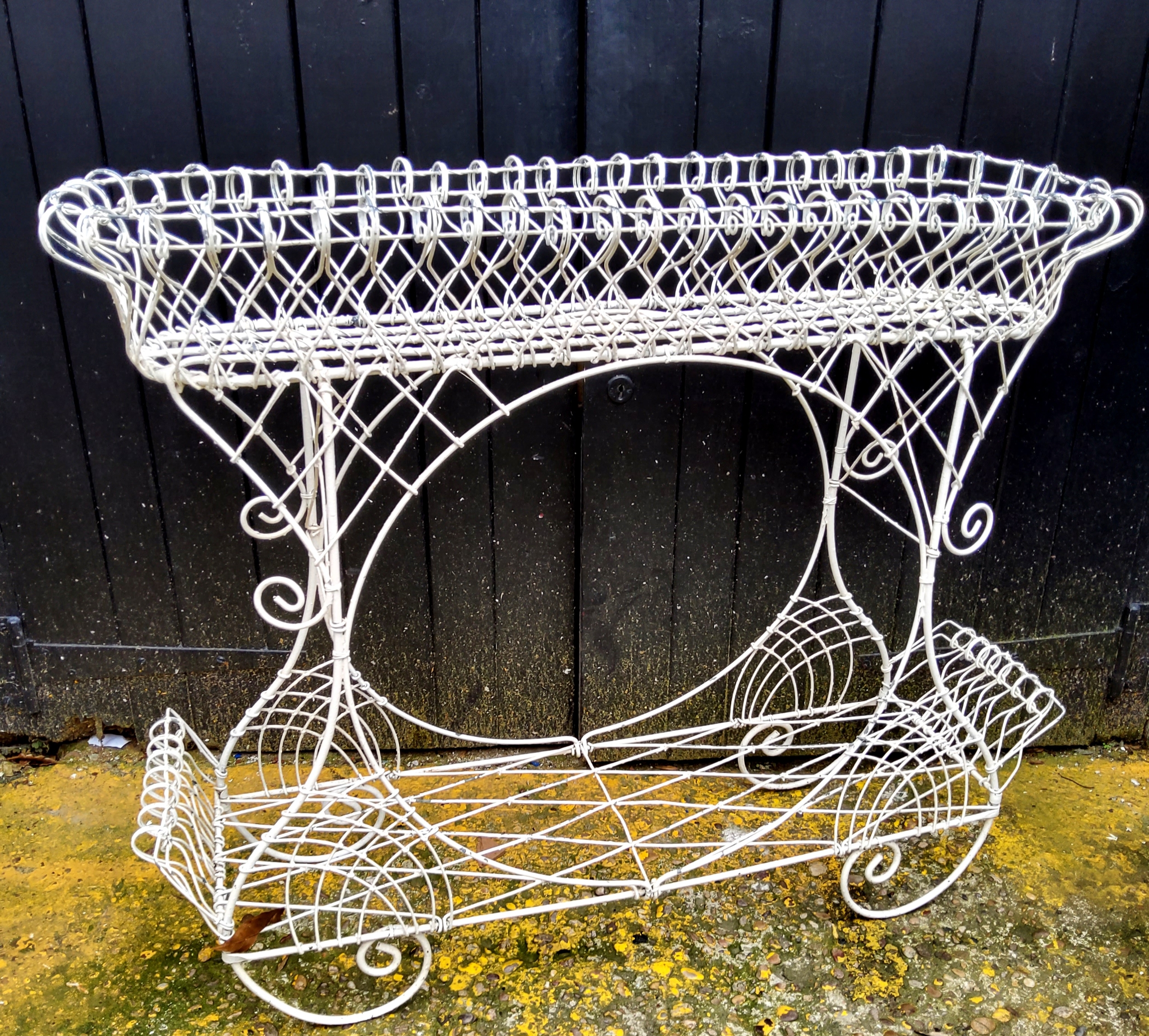 An ornate 20th century metal plant stand, painted white - Image 2 of 2