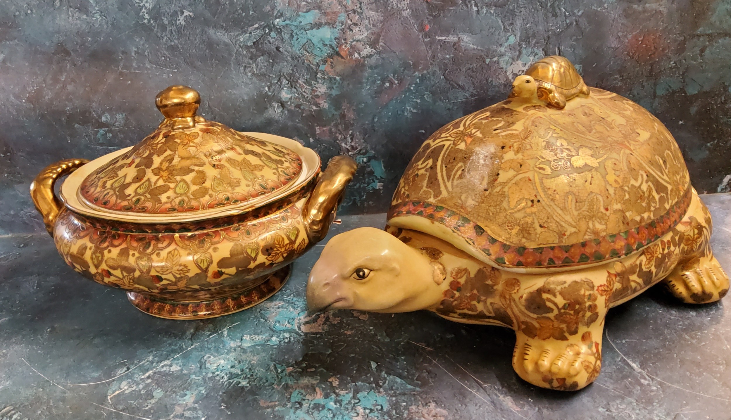 A modern Japanese satsuma type novelty tureen and cover, in the form of a turtle, 42cm long;