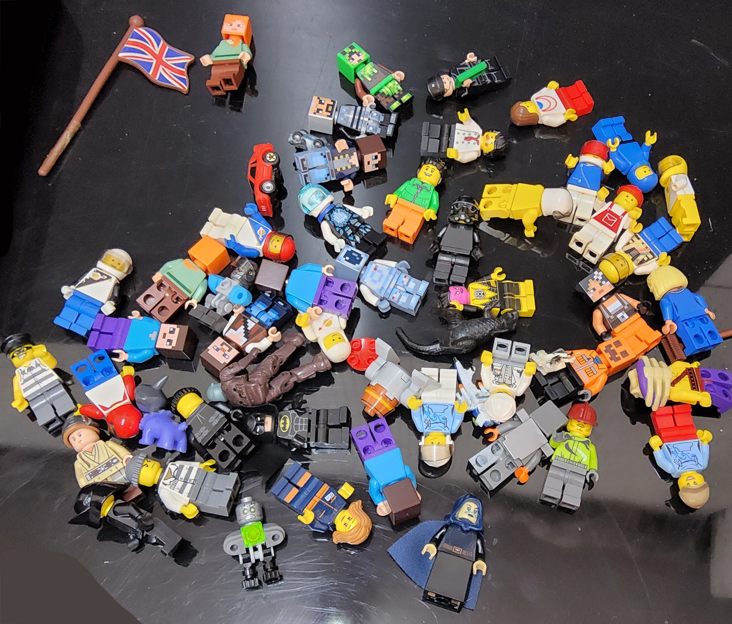 A Quantity of Lego characters/ figures . Many with acces,. Batman, Stormtrooper, Spiderman, Diver - Image 3 of 3