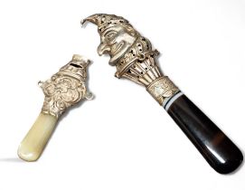 An Edwardian novelty child's rattle, Mr Punch, agate handle, 14.5cm long, Crisford & Norris Ltd,