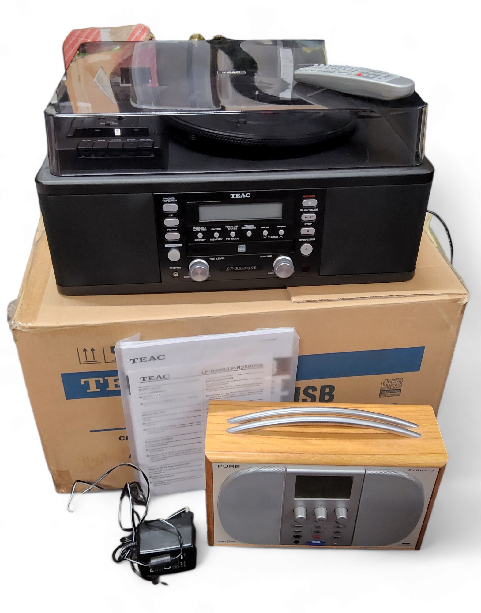 TEAC LP-R550USB USB/CD Recorder with Cassette and Turntable, Black, instructions, in original box; a