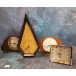 An Art Deco mantel clock, by Smiths, pointed hexagonal case, ball feet, 30cm high, c.1930;