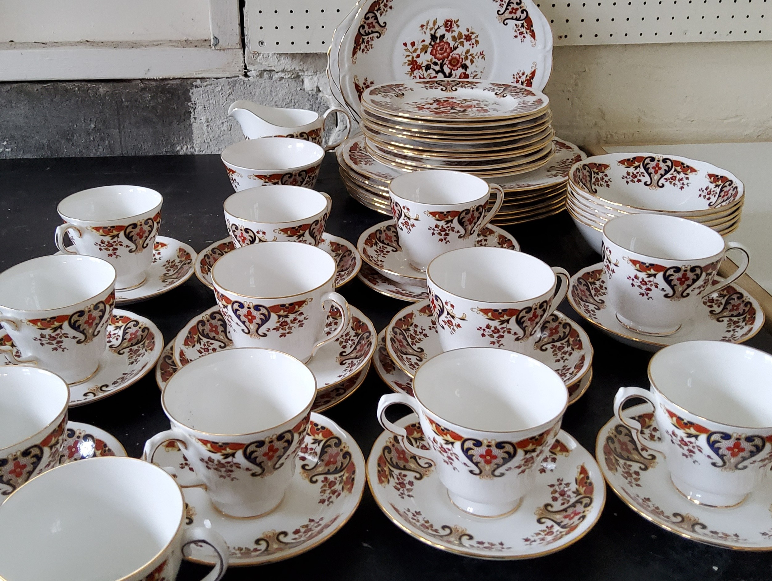 A Colclough dinner and tea service, for six, comprising dinner, dessert and side plates, teacups and - Image 2 of 2