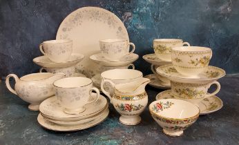 A Wedgwood Belle Fleur pattern  tea service, for five, comprising cups, saucers, side plates, milk