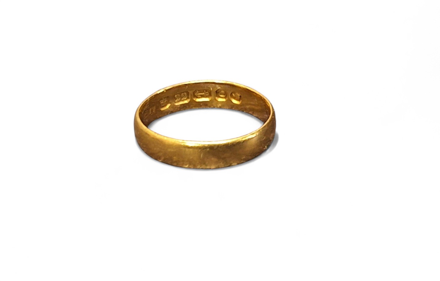 A 22ct gold half-barrel wedding band, size I, 2.69g