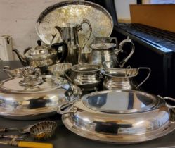 Plated Ware - E.P.N.S. oval tureen and cover;  another;  three piece tea service;  oval gallery