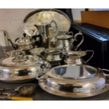 Plated Ware - E.P.N.S. oval tureen and cover;  another;  three piece tea service;  oval gallery