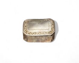 A George III silver pill box, the hinged cover decorated with wriggle work, W, Birmingham, rubbed