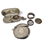 An Edwardian silver double sovereign case, Birmingham, 1910 39g An Edwardian silver double sovereign