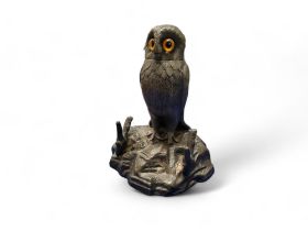 A silver plated novelty inkwell, as an owl, 12.5cm high, c.1900