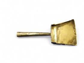 A George III silver shovel shaped caddy spoon, London 1808