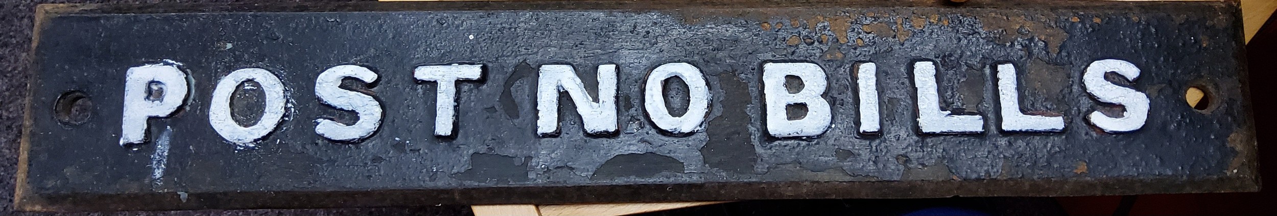 GWR cast iron sign, POST NO BILLS, 7.5cm x 43cm