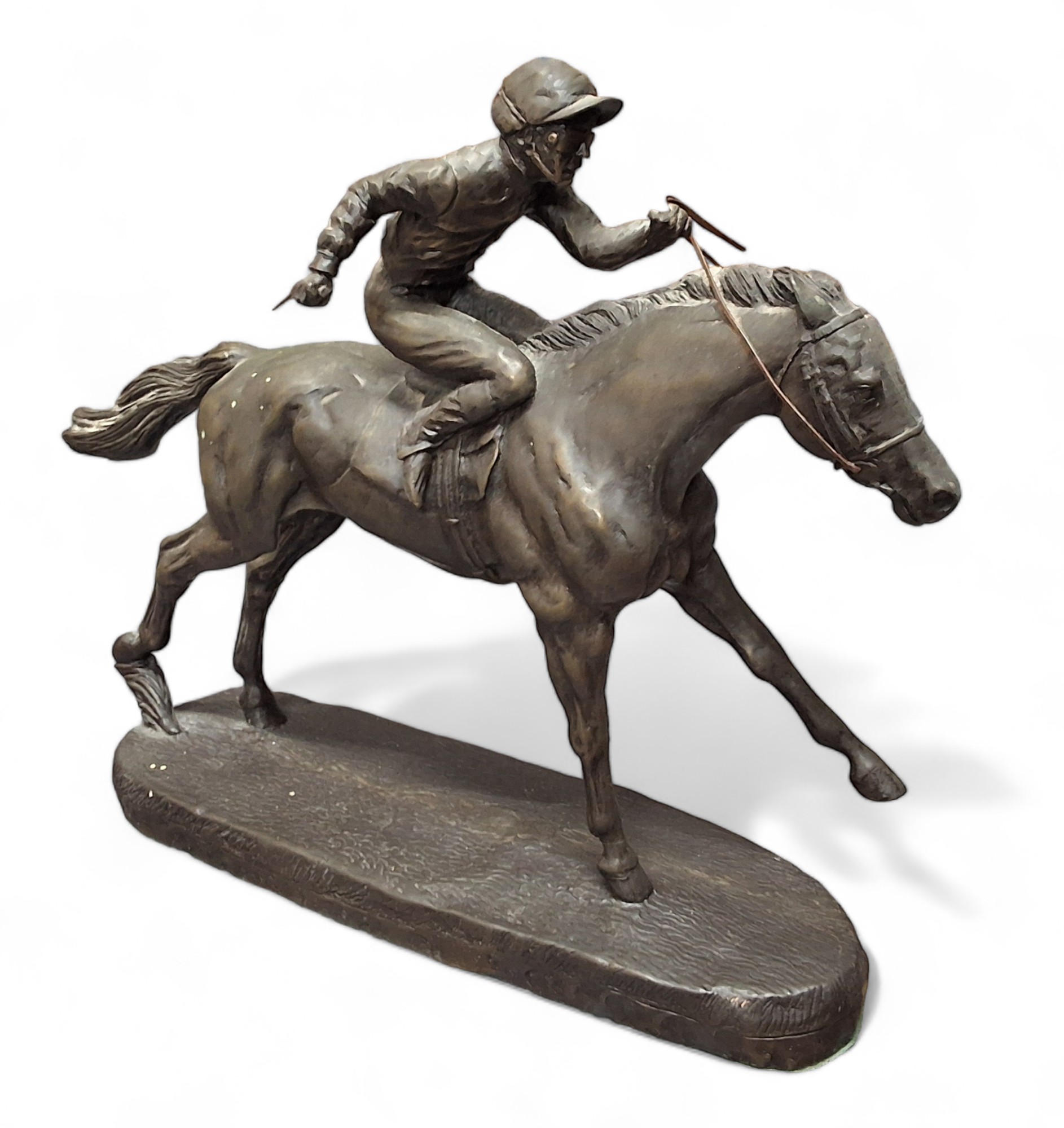 A resin bronzed figure, of a greyhound, oval base, 23cm high;  another, greyhound pair, 19cm - Bild 4 aus 5