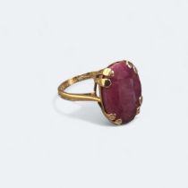 A 9ct gold & ruby solitaire ring, claw set oval ruby, approx 18 x 13mm, size N1/2, ruby  6.85g