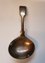 A William IV Fiddle pattern silver caddy spoon, London 1830