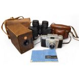 An Agfa Silette 35mm fixed lens viewfinder camera, original leather case, inc. instruction