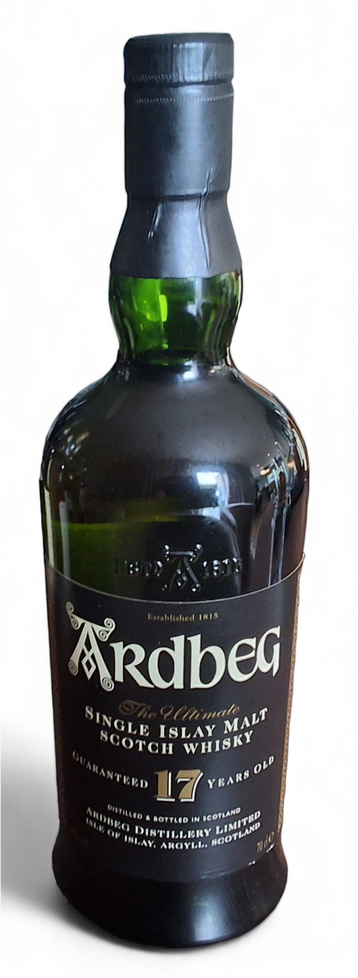 Ardbeg 17 years old Islay Single Malt Scotch Whisky, 40% ABV / 70cl