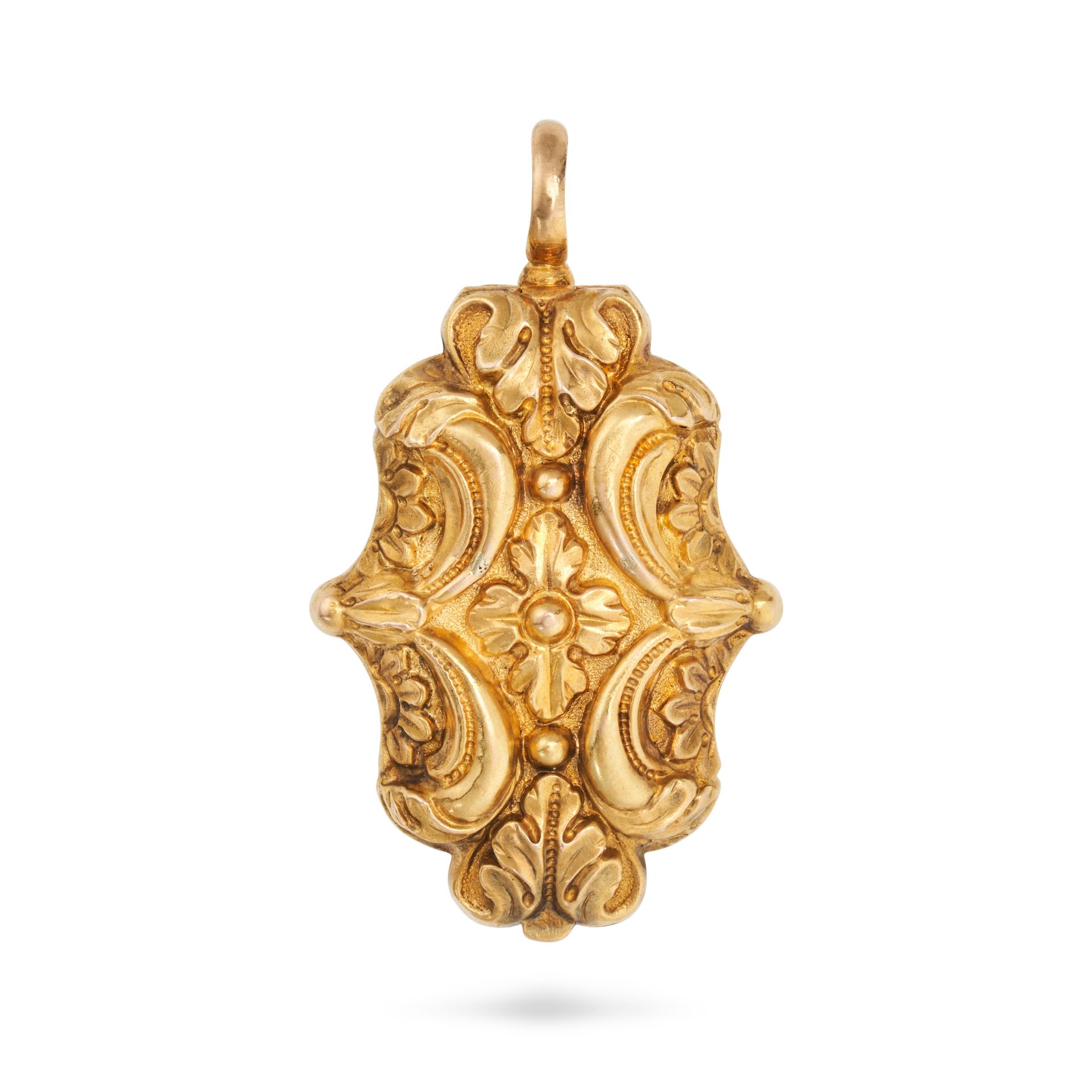 AN ANTIQUE VINAIGRETTE PENDANT in yellow gold, the ornate chased vinaigrette opening to reveal a ...