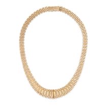 A GOLD NECKLACE in 9ct yellow gold, comprising a row of fancy links, full British hallmarks, 41.0...