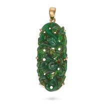 A JADEITE JADE PENDANT in yellow gold, set with a carved jadeite jade of 11.29 carats, stamped 75...