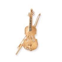 A GEMSET VIOLIN BROOCH / PENDANT in 9ct yellow gold, designed as a textured violin, the fingerboa...