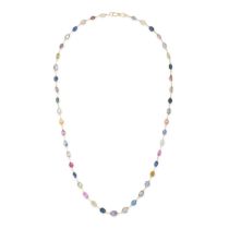 A MULTICOLOUR SAPPHIRE CHAIN NECKLACE in 14ct yellow gold, comprising a row of oval cut blue, yel...