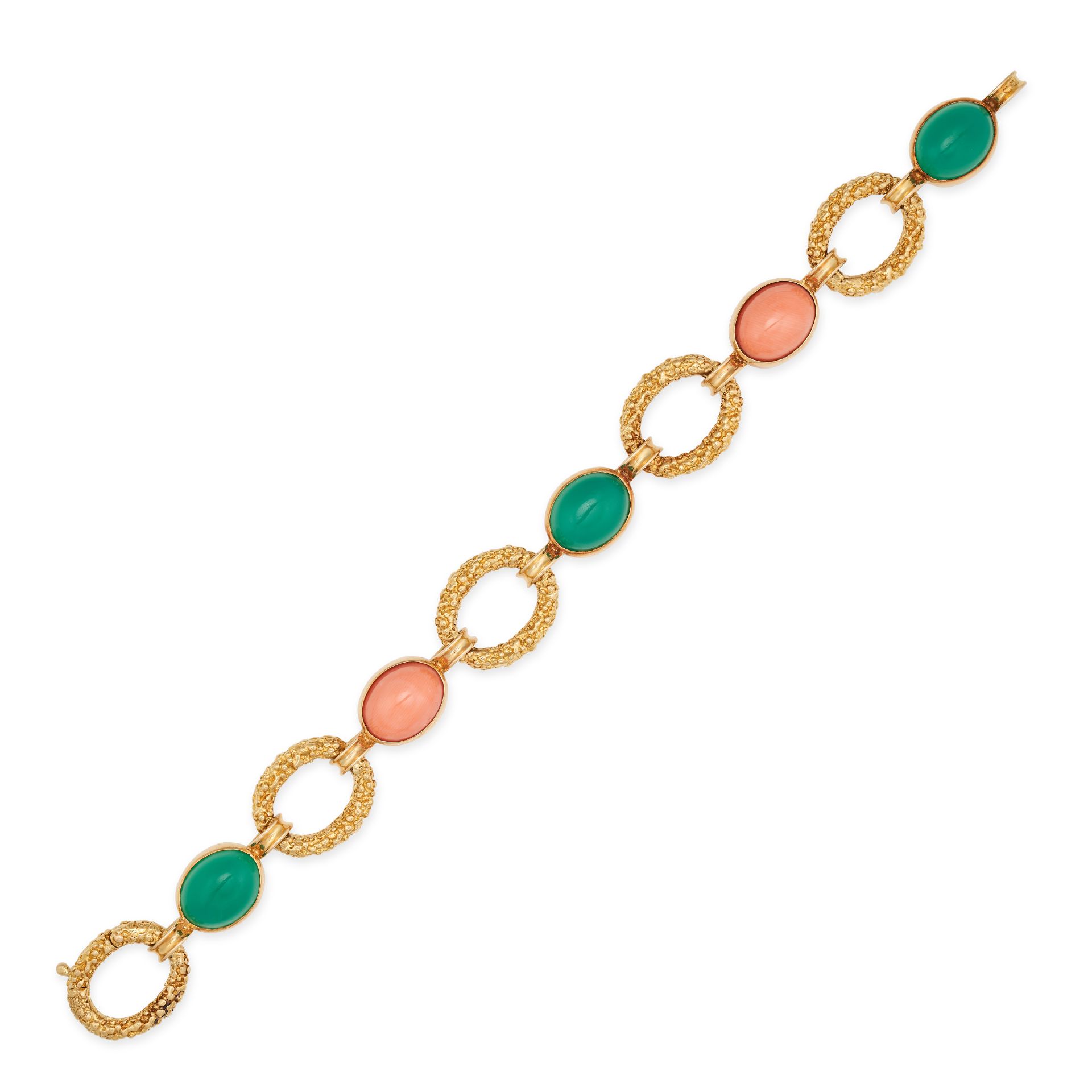 VAN CLEEF & ARPELS, A VINTAGE CORAL AND CHRYSOPRASE BRACELET in 18ct yellow gold, comprising a ro...