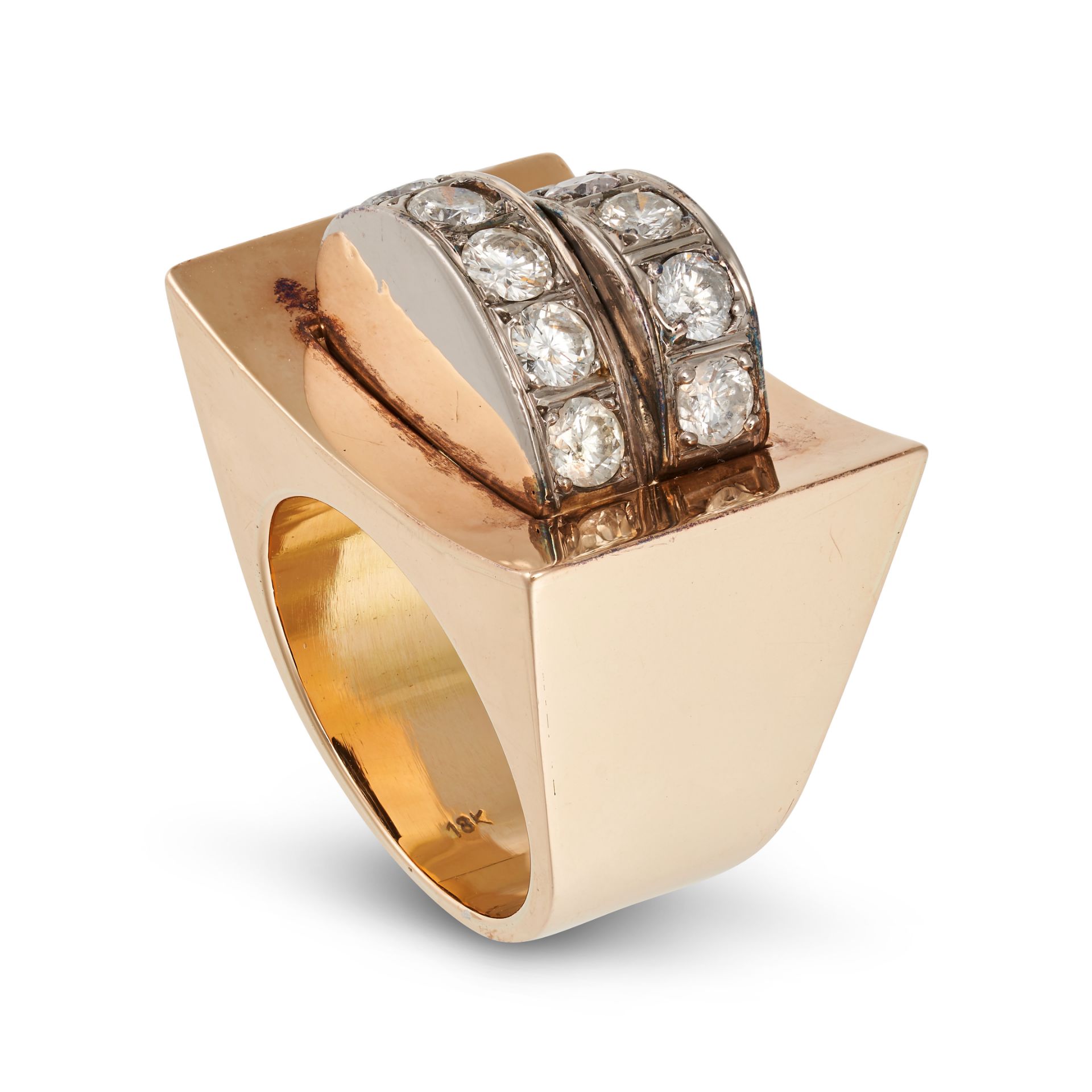 A RETRO DIAMOND RING in 18ct yellow gold, the stylised ring set with two curved rows of round bri... - Image 2 of 2